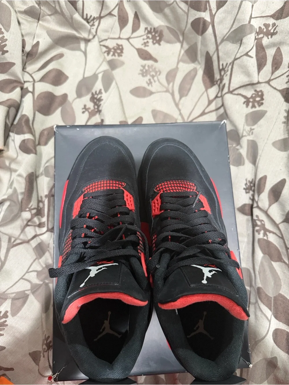 Jordan clean sporty